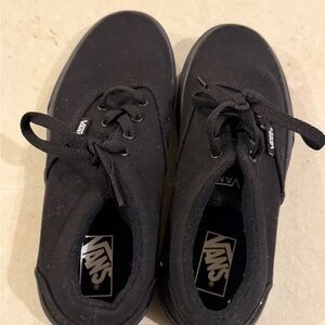 Vans Classic Black Lace-Up Shoes